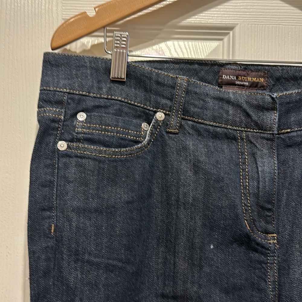 Dana Buchman, size 16, Blue jeans, Signature blue jeans, capris. (NWT)